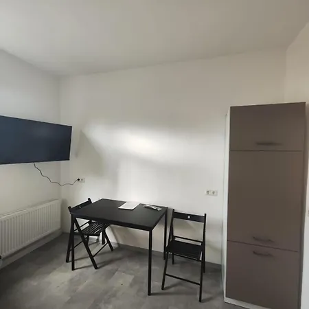 Apartment Revant Monteurzimmer Haus We 3 *